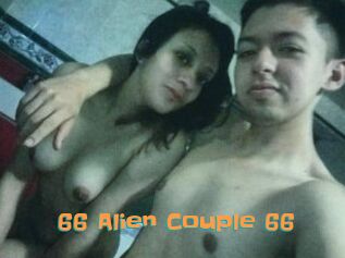 66_Alien_Couple_66