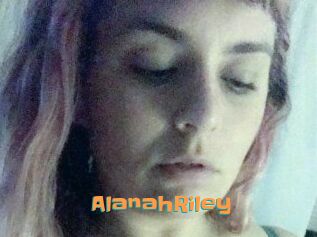 Alanah_Riley