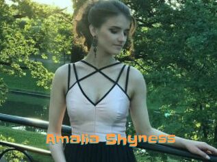 Amalia_Shyness