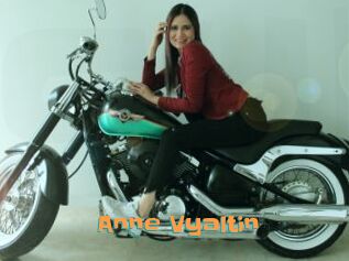Anne_Vyaltin