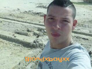 Blondxboyxx