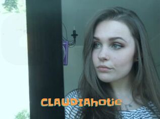 CLAUDIAhotie