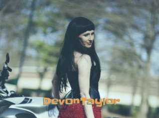 DevonTaylor Cyberhuren