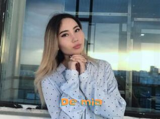 De_mia