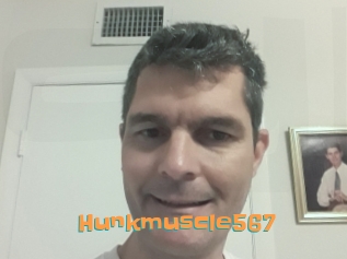 hunkmuscle567 Cyberhuren