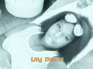 Lily_Davis