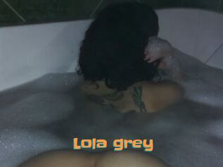Lola_grey