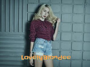 LovelyBlondee