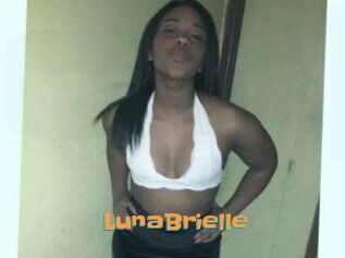 Luna_Brielle