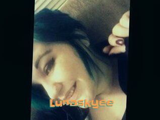 Lunaskyee