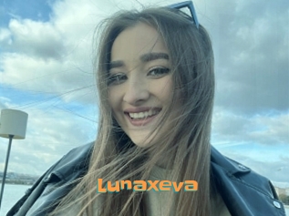 Lunaxeva