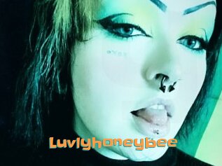 Luvlyhoneybee