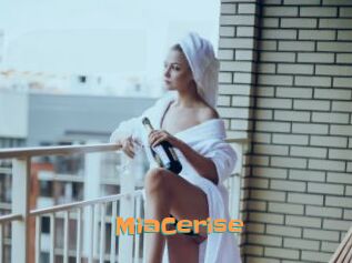 MiaCerise