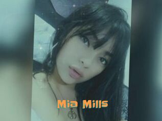Mia_Mills