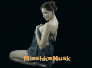 MiashkaMusk