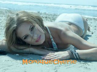 MoniqueCherie