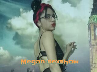 Megan_sexshow