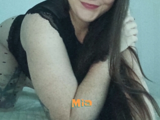 Mia