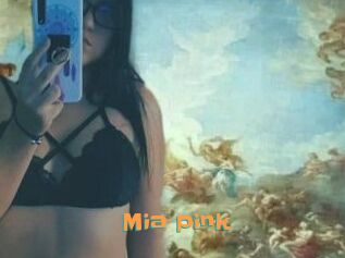Mia_pink