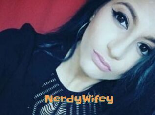 NerdyWifey