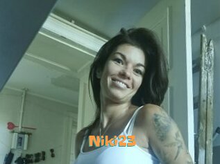 Niki23