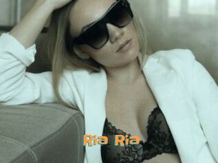 Ria_Ria