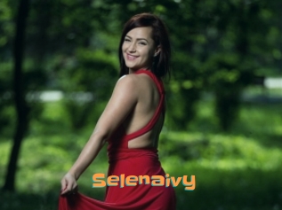 selenaivy Cyberhuren