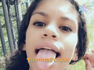 TiannaFoxxx