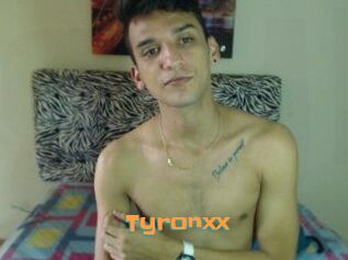 Tyronxx
